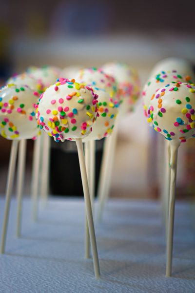 cake pops with quins